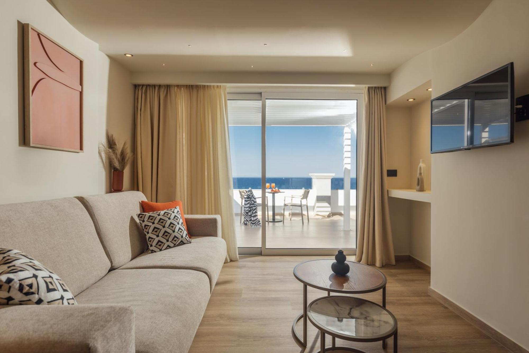Alexandra Beach Resort & Spa تسيليفي المظهر الخارجي الصورة