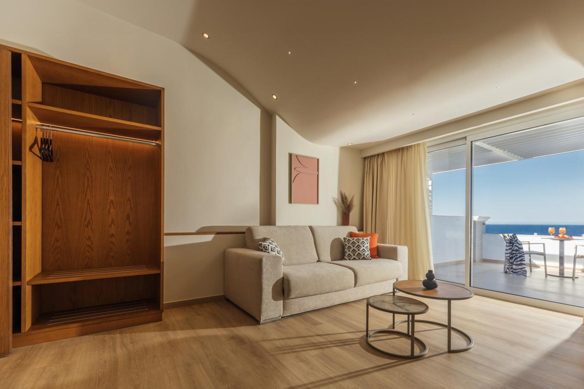 Alexandra Beach Resort & Spa تسيليفي المظهر الخارجي الصورة