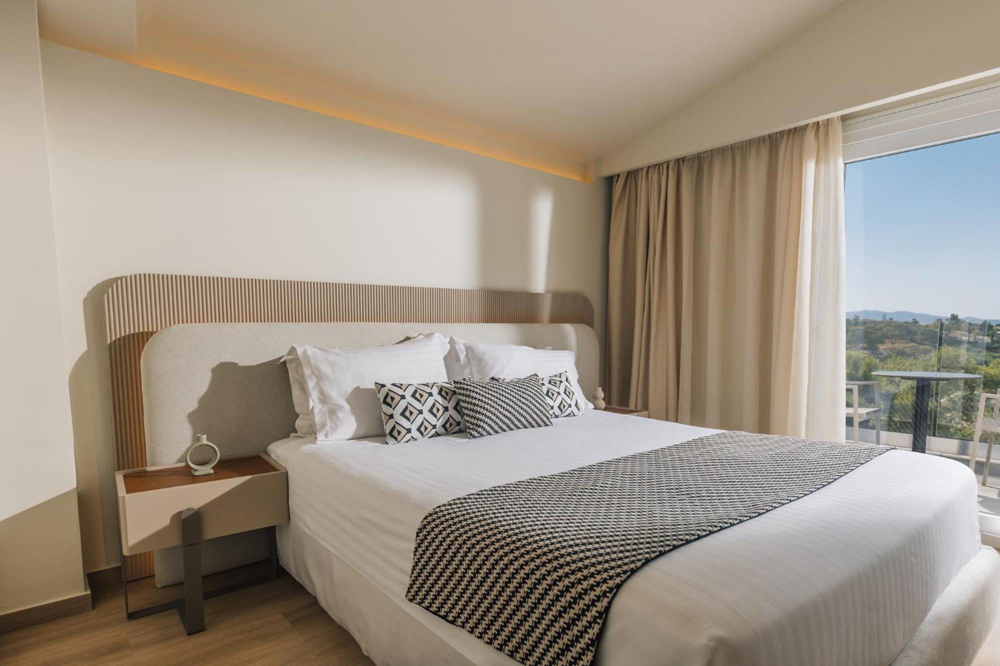 Alexandra Beach Resort & Spa تسيليفي المظهر الخارجي الصورة