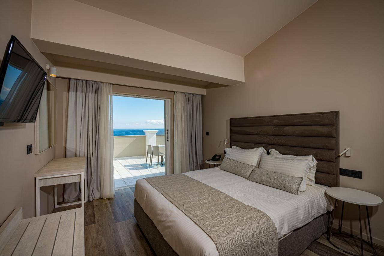 Alexandra Beach Resort & Spa تسيليفي المظهر الخارجي الصورة